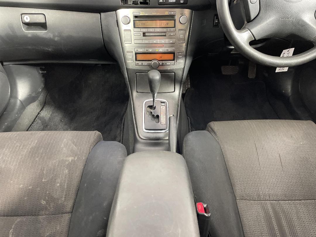 Photo '18' of Toyota Avensis Photo '18' of Toyota Avensis