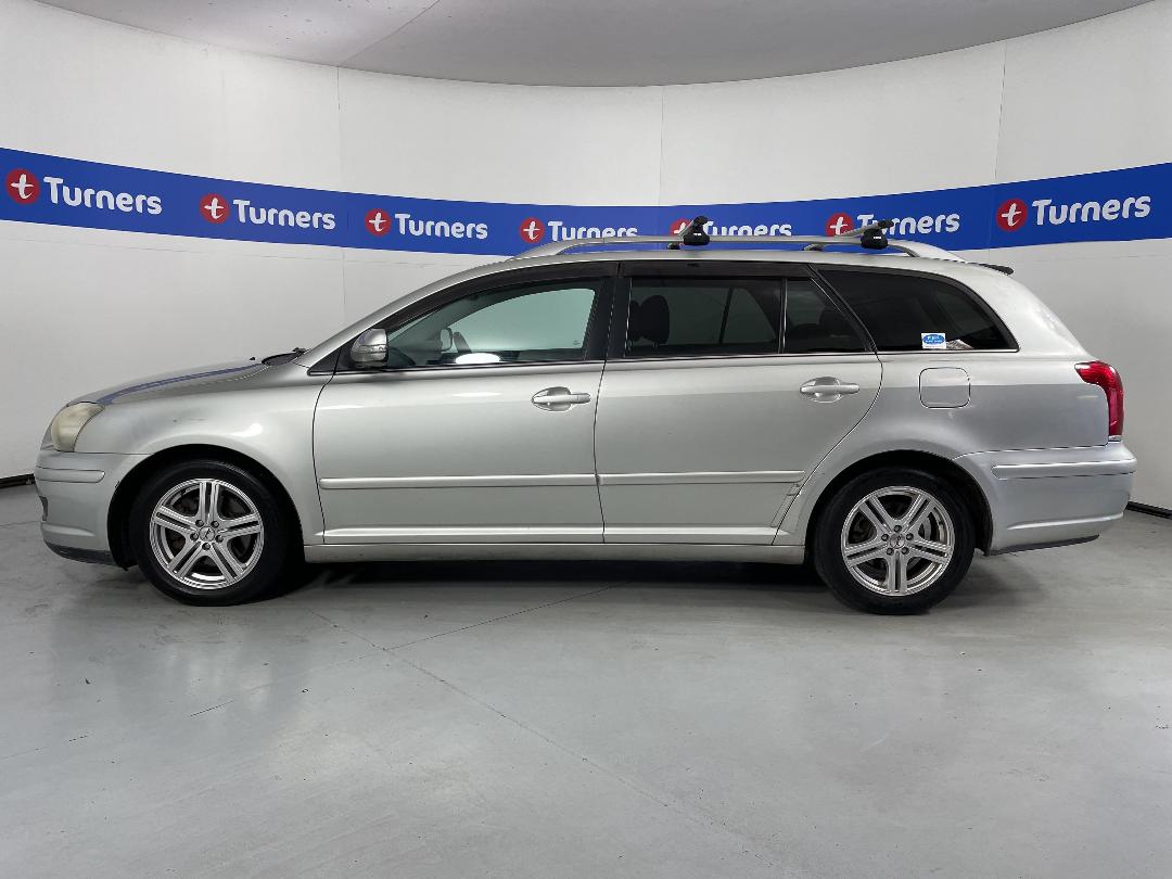 Photo '24' of Toyota Avensis Photo '24' of Toyota Avensis