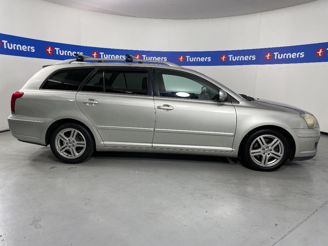 Photo '23' of Toyota Avensis Photo '23' of Toyota Avensis