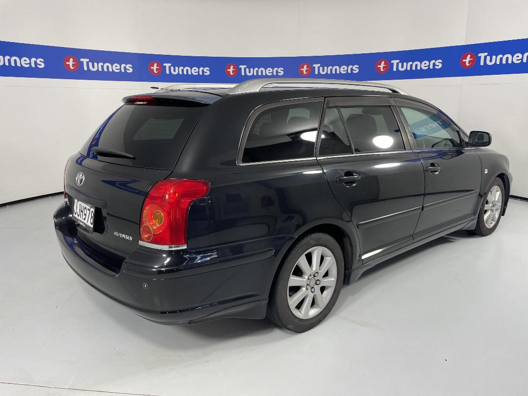 Photo '7' of Toyota Avensis Photo '7' of Toyota Avensis