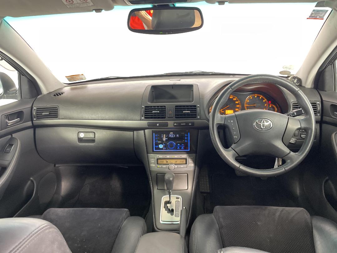 Photo '17' of Toyota Avensis Photo '17' of Toyota Avensis