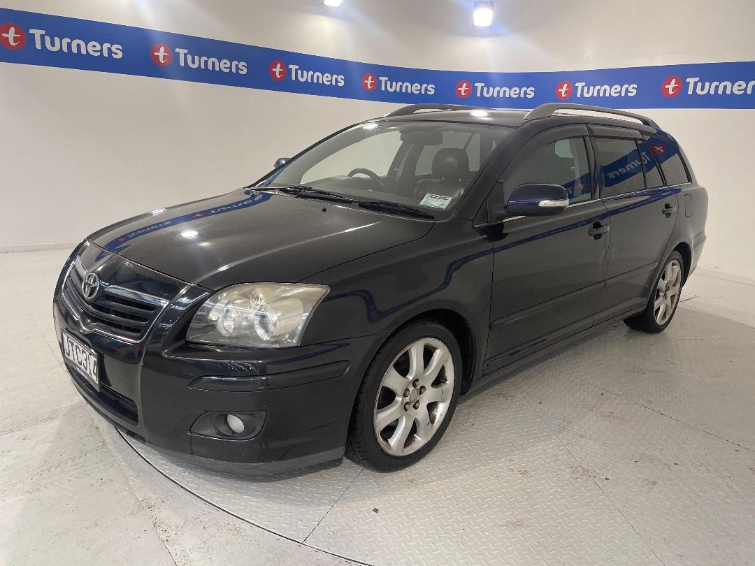 Photo '4' of Toyota Avensis