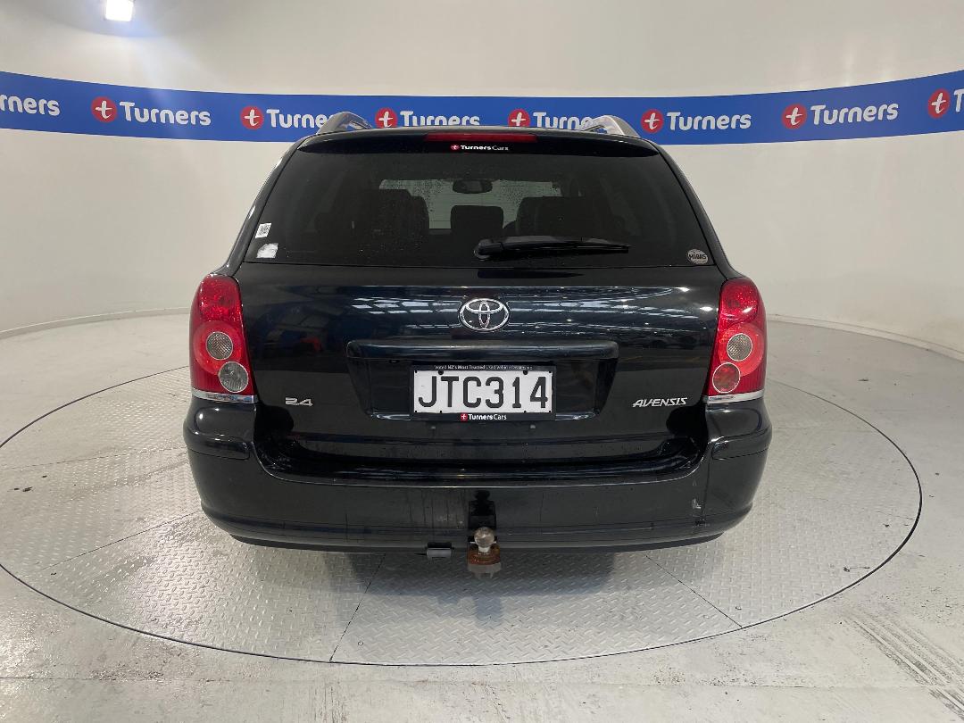 Photo '6' of Toyota Avensis