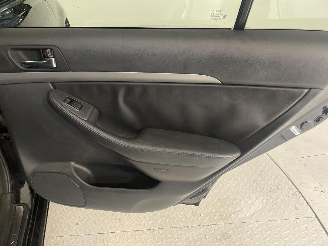 Photo '19' of Toyota Avensis