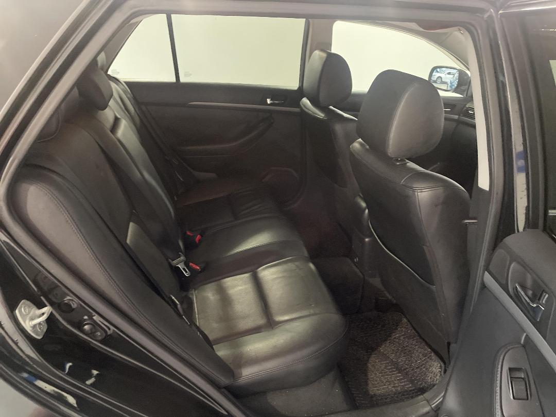 Photo '20' of Toyota Avensis