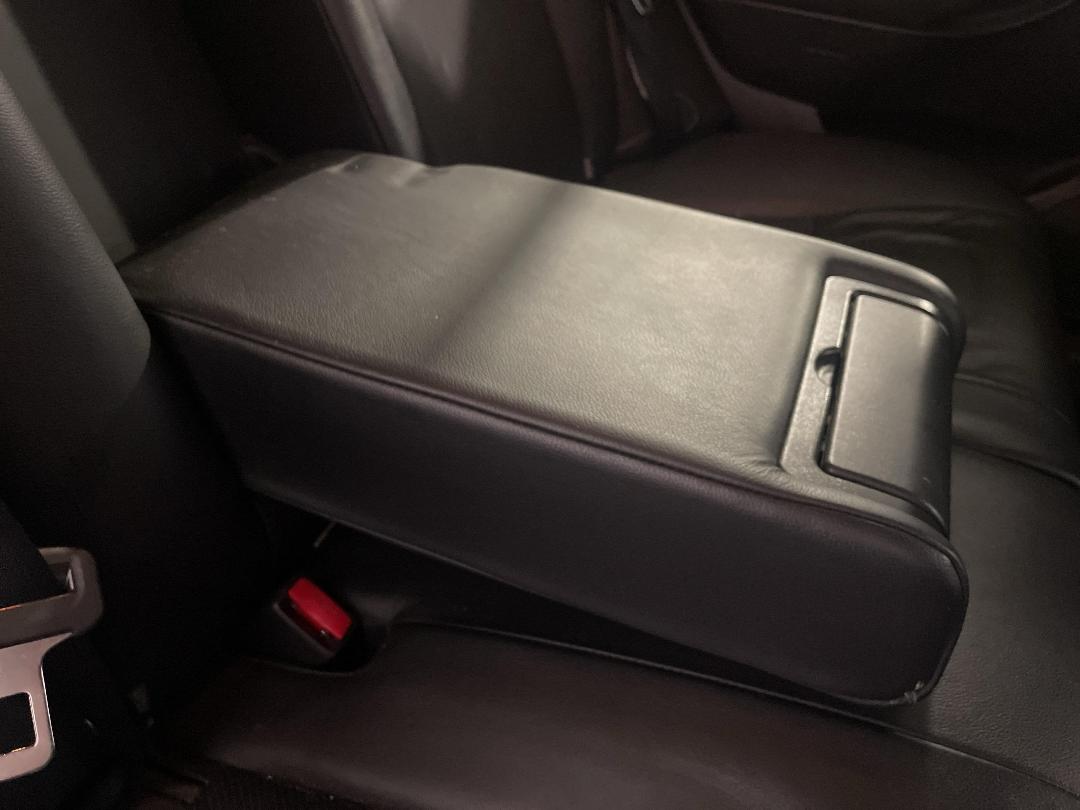 Photo '23' of Toyota Avensis