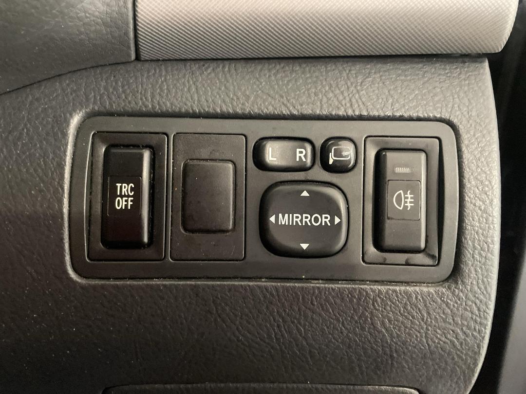 Photo '25' of Toyota Avensis