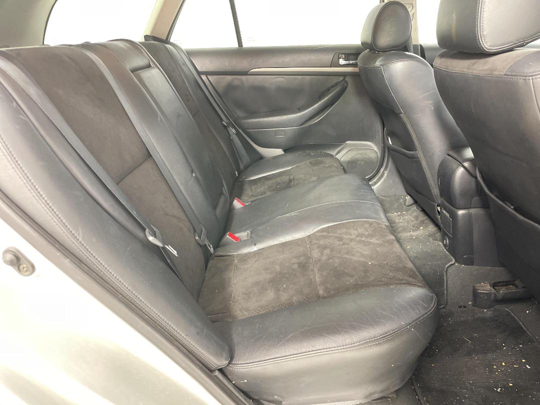 Photo '18' of Toyota Avensis