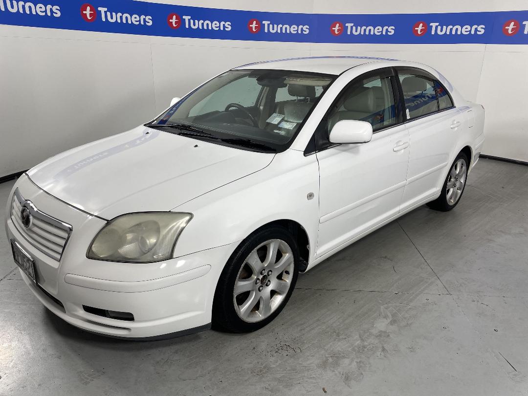 Photo '4' of Toyota Avensis