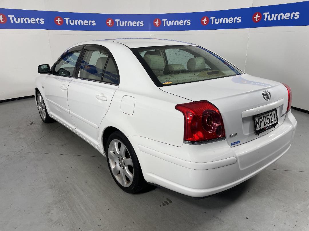 Photo '5' of Toyota Avensis
