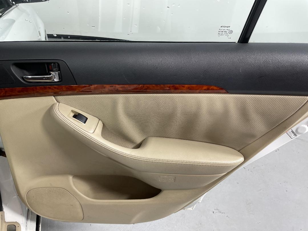 Photo '19' of Toyota Avensis