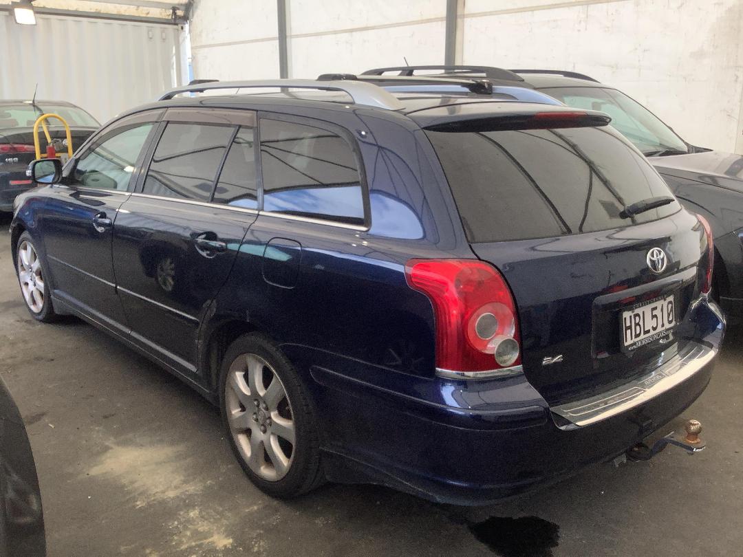 Photo '7' of Toyota Avensis