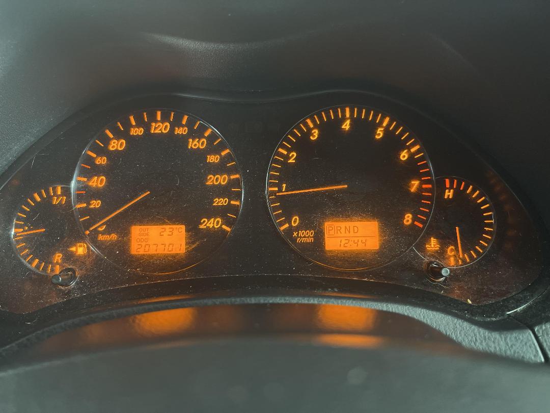 Photo '21' of Toyota Avensis