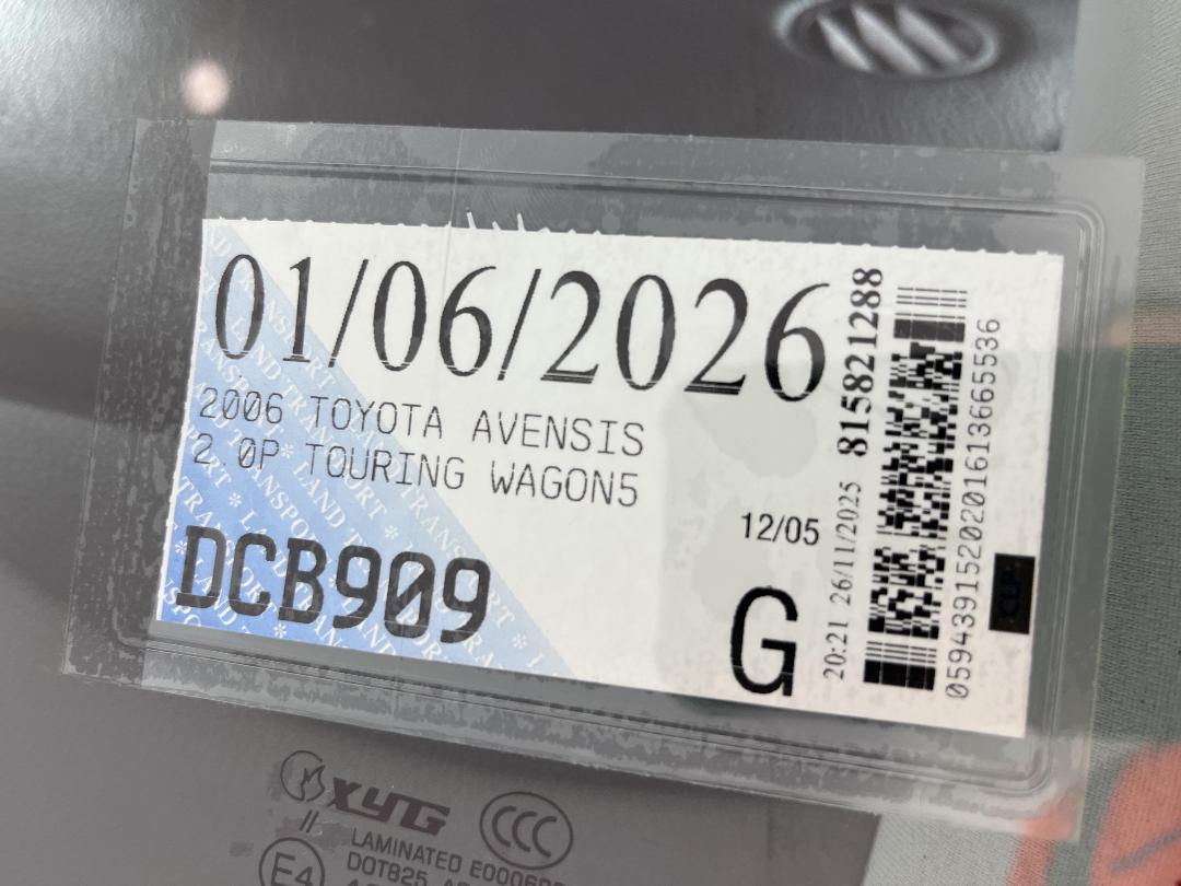 Photo '24' of Toyota Avensis