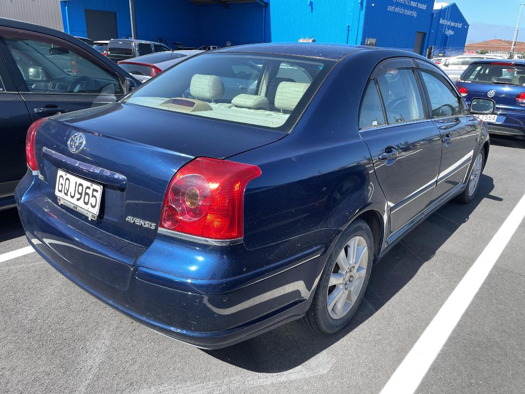 Photo '7' of Toyota Avensis Photo '7' of Toyota Avensis