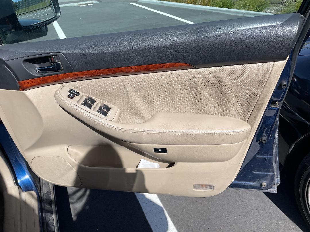 Photo '13' of Toyota Avensis Photo '13' of Toyota Avensis