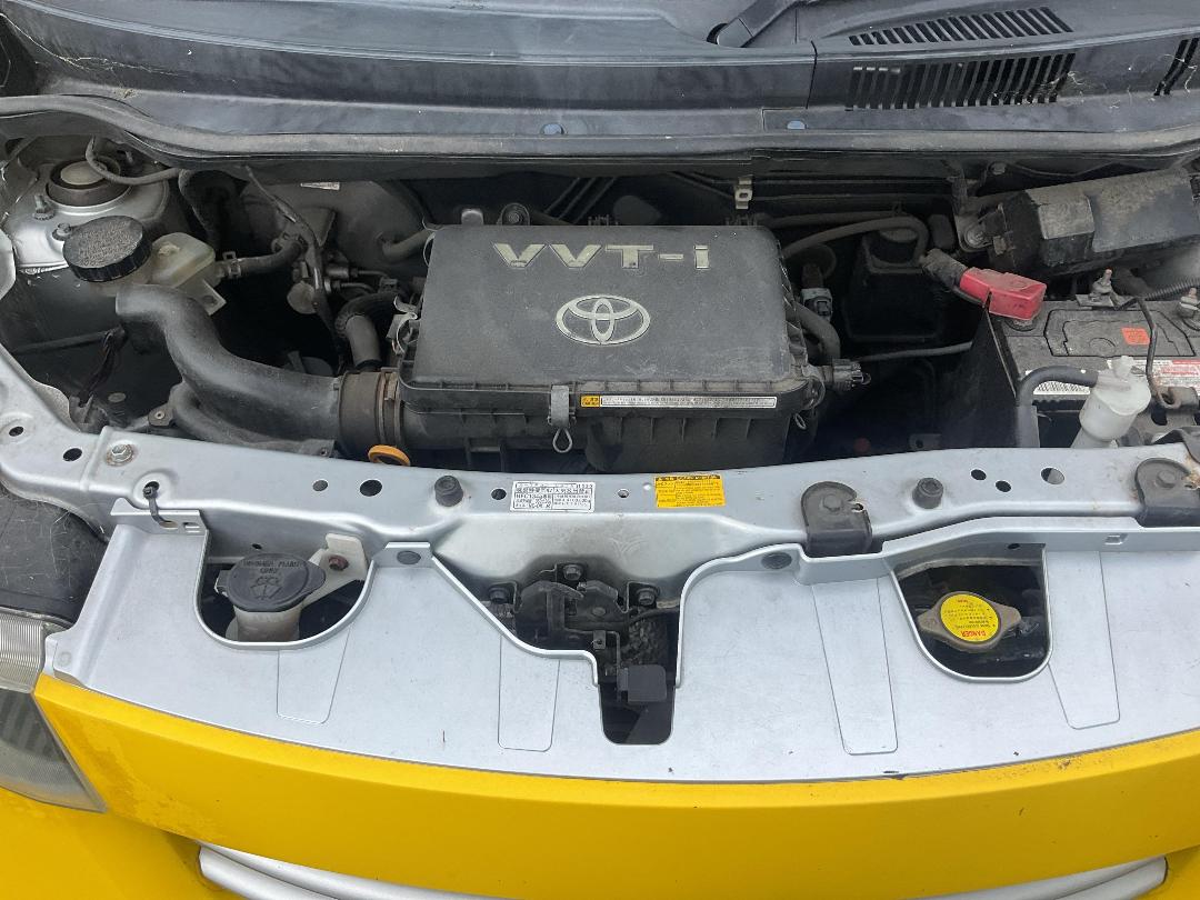 Photo '7' of Toyota BB