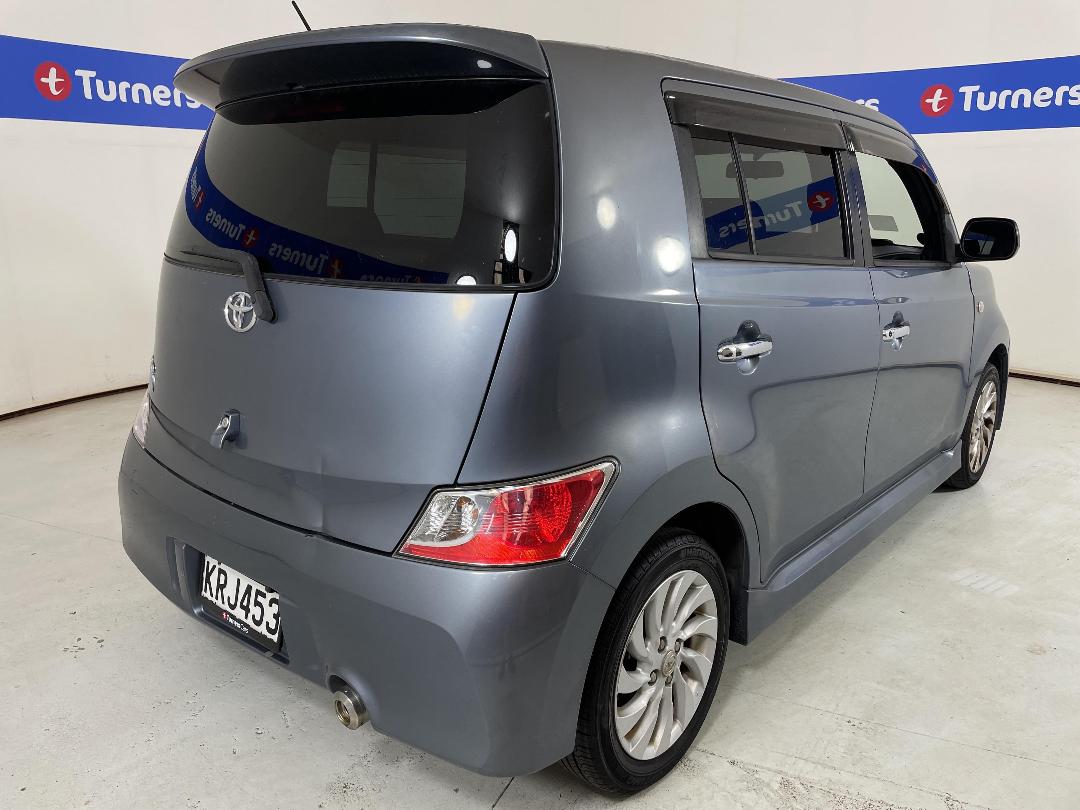 Photo '7' of Toyota BB