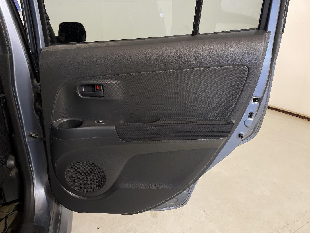 Photo '19' of Toyota BB