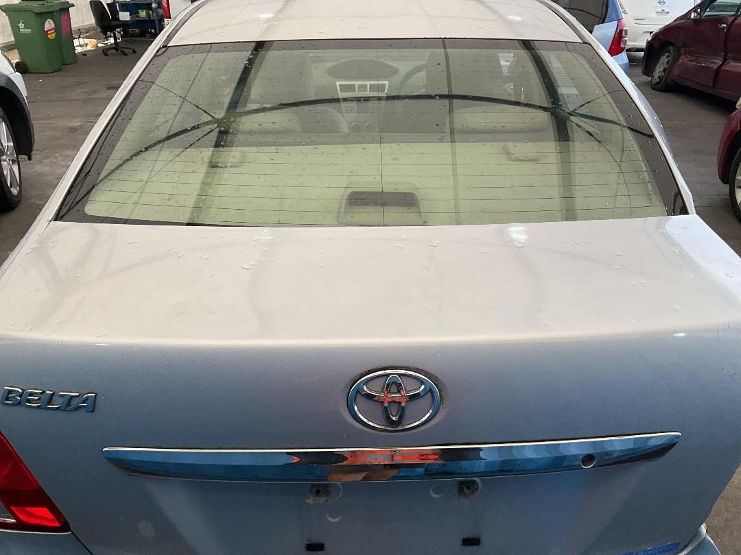 Photo '5' of Toyota Belta Photo '5' of Toyota Belta