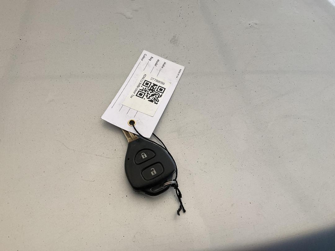 Photo '13' of Toyota Belta Photo '13' of Toyota Belta