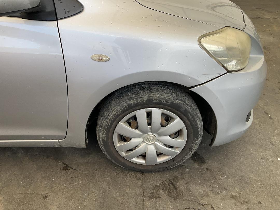 Photo '21' of Toyota Belta Photo '21' of Toyota Belta