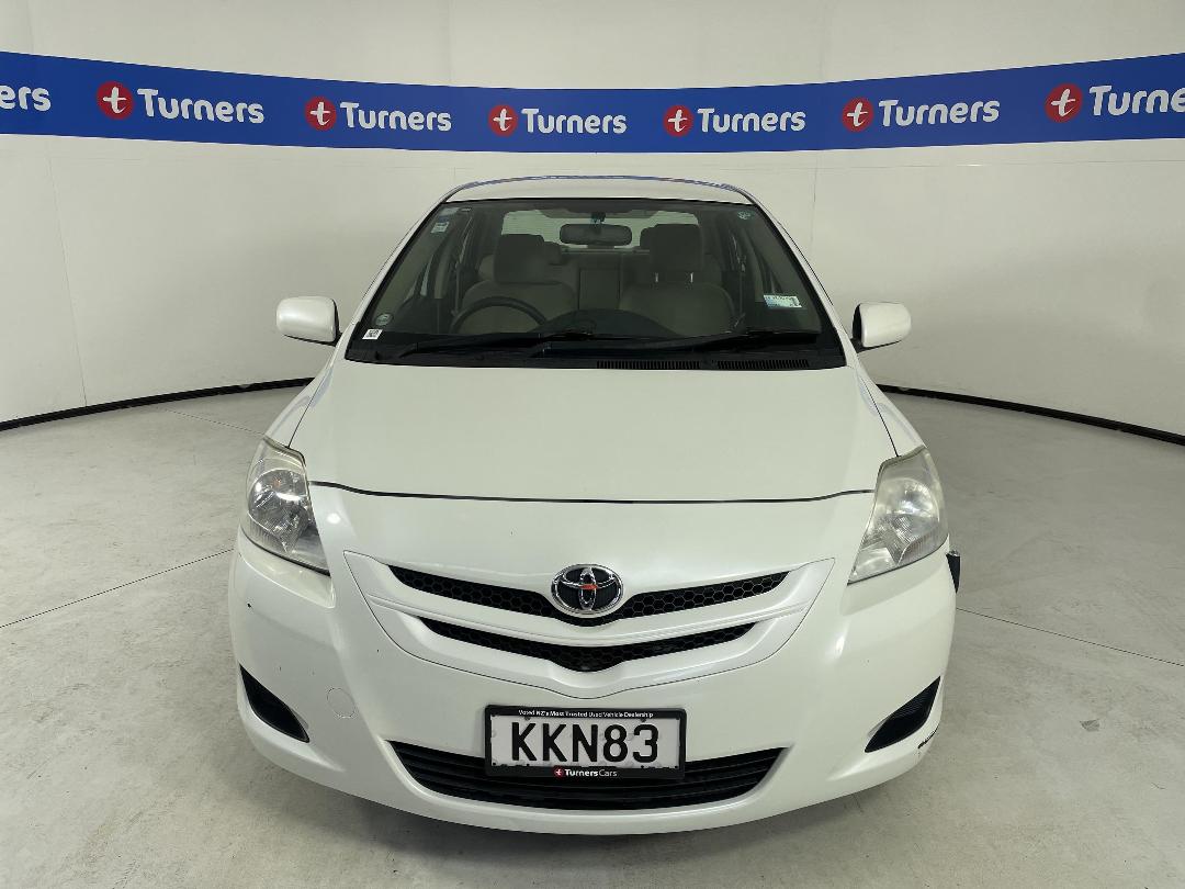 Photo '2' of Toyota Belta