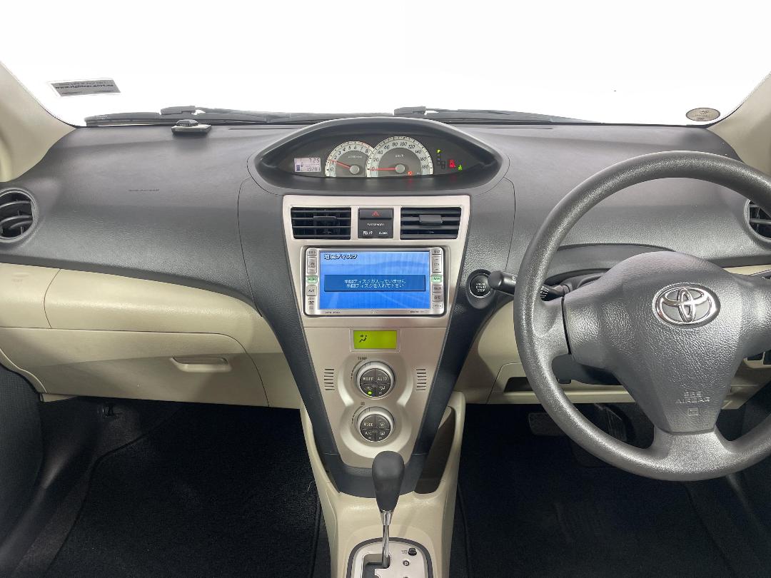 Photo '17' of Toyota Belta