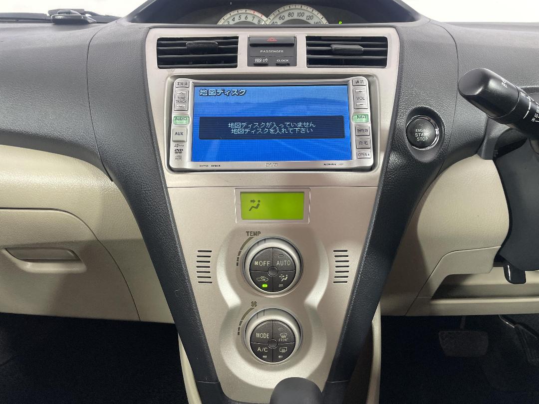 Photo '18' of Toyota Belta