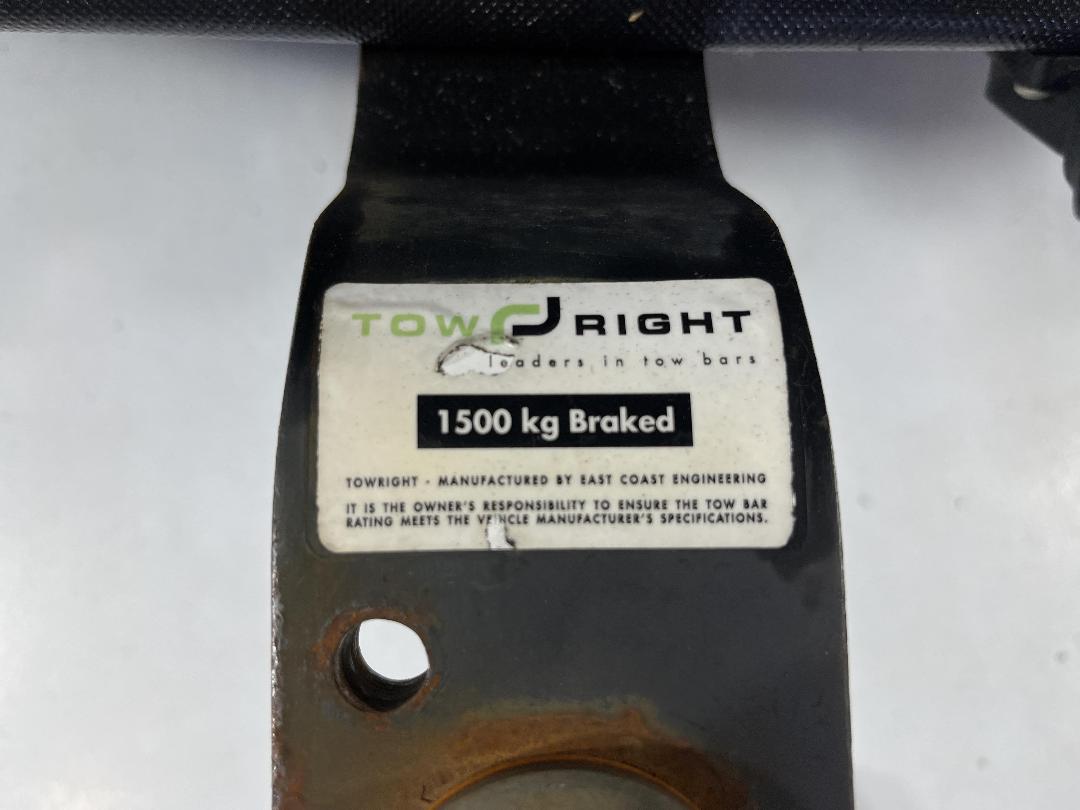 Photo '34' of Toyota Blade Photo '34' of Toyota Blade