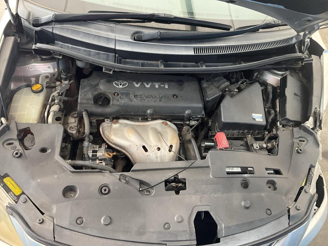 Photo '17' of Toyota Blade Photo '17' of Toyota Blade