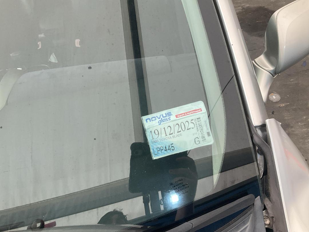 Photo '26' of Toyota Blade Photo '26' of Toyota Blade