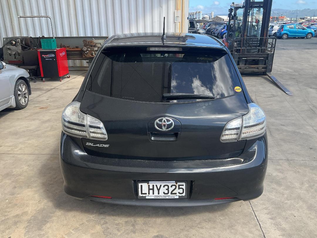 Photo '4' of Toyota Blade