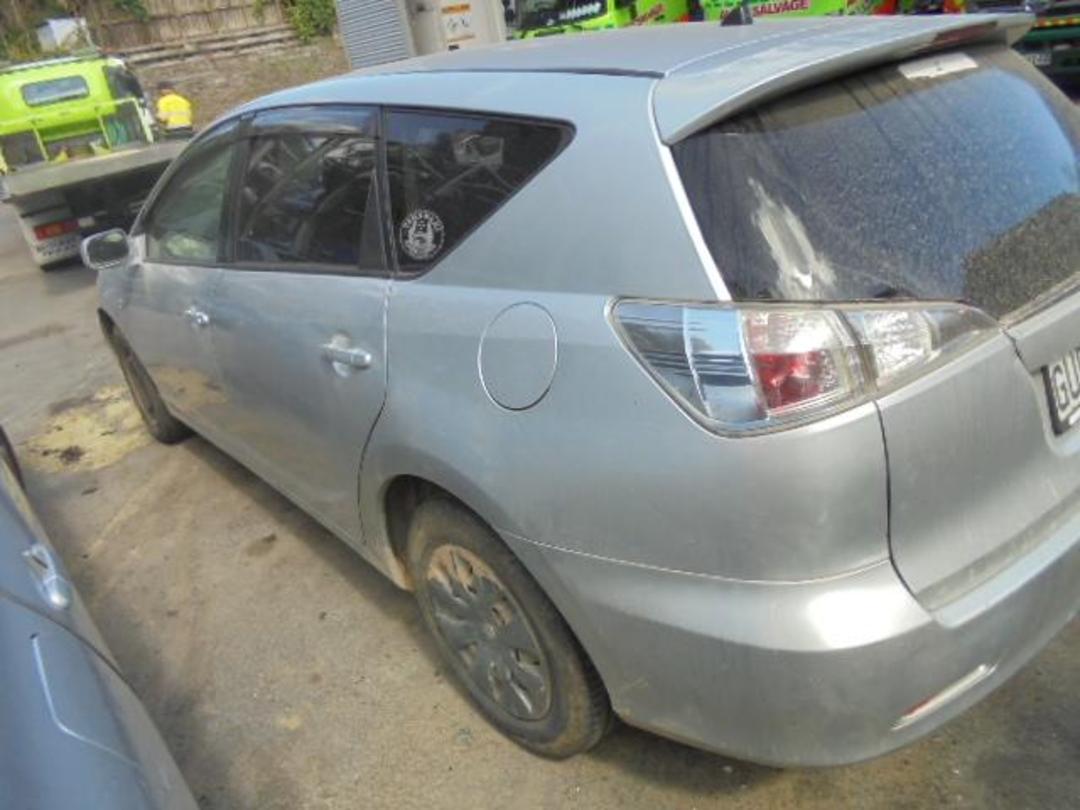 Photo '4' of Toyota Caldina Photo '4' of Toyota Caldina