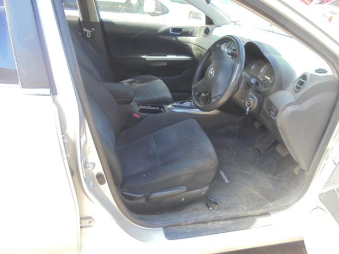 Photo '5' of Toyota Caldina Photo '5' of Toyota Caldina