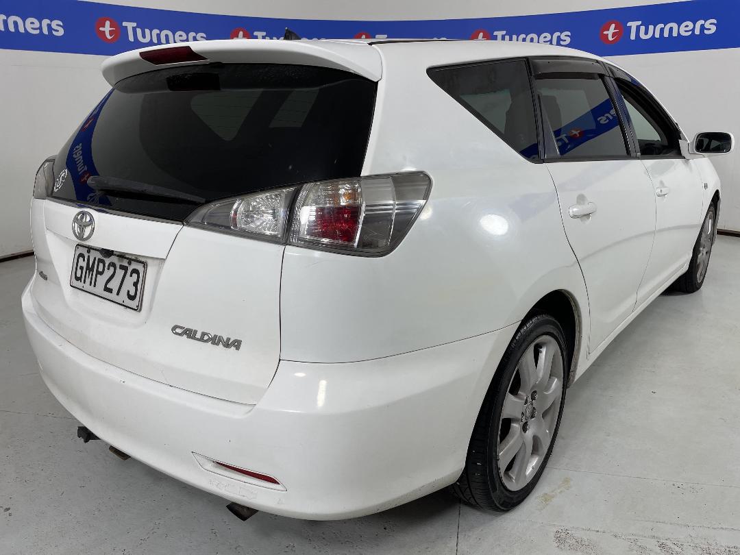 Photo '7' of Toyota Caldina Photo '7' of Toyota Caldina