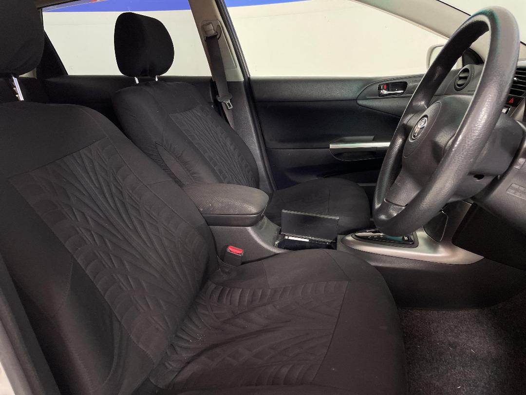 Photo '16' of Toyota Caldina Photo '16' of Toyota Caldina