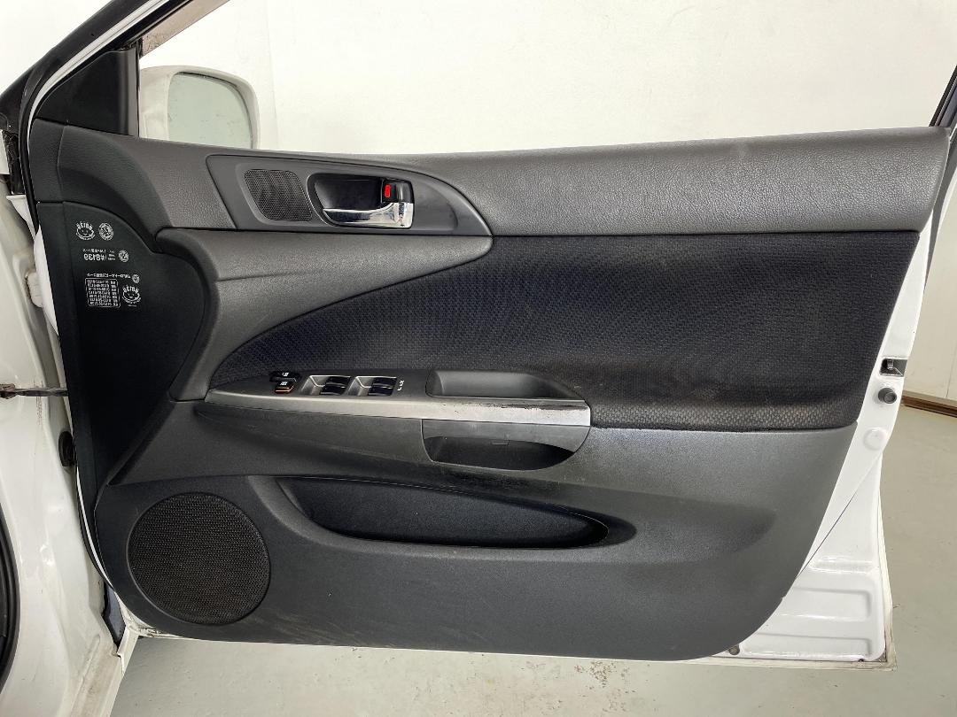 Photo '15' of Toyota Caldina Photo '15' of Toyota Caldina