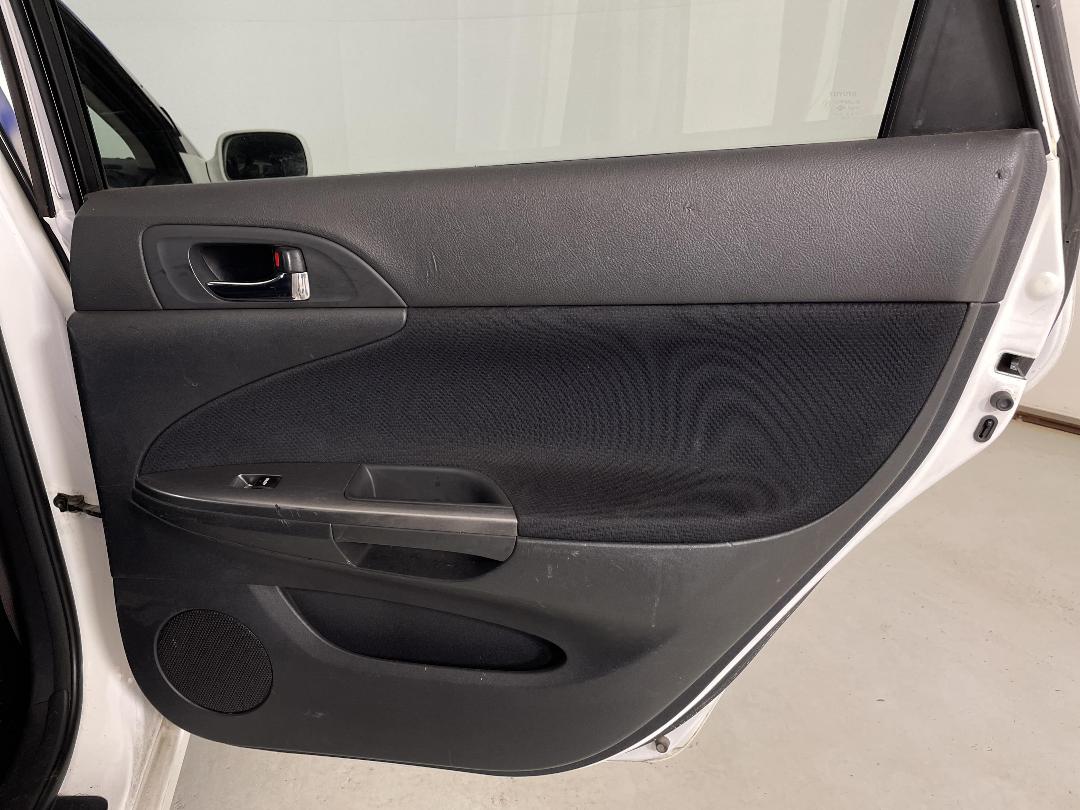 Photo '19' of Toyota Caldina Photo '19' of Toyota Caldina