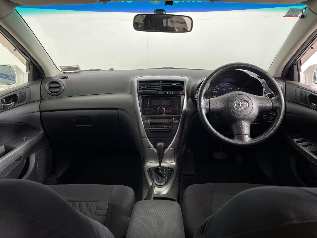 Photo '17' of Toyota Caldina Photo '17' of Toyota Caldina