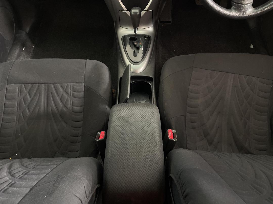 Photo '18' of Toyota Caldina Photo '18' of Toyota Caldina