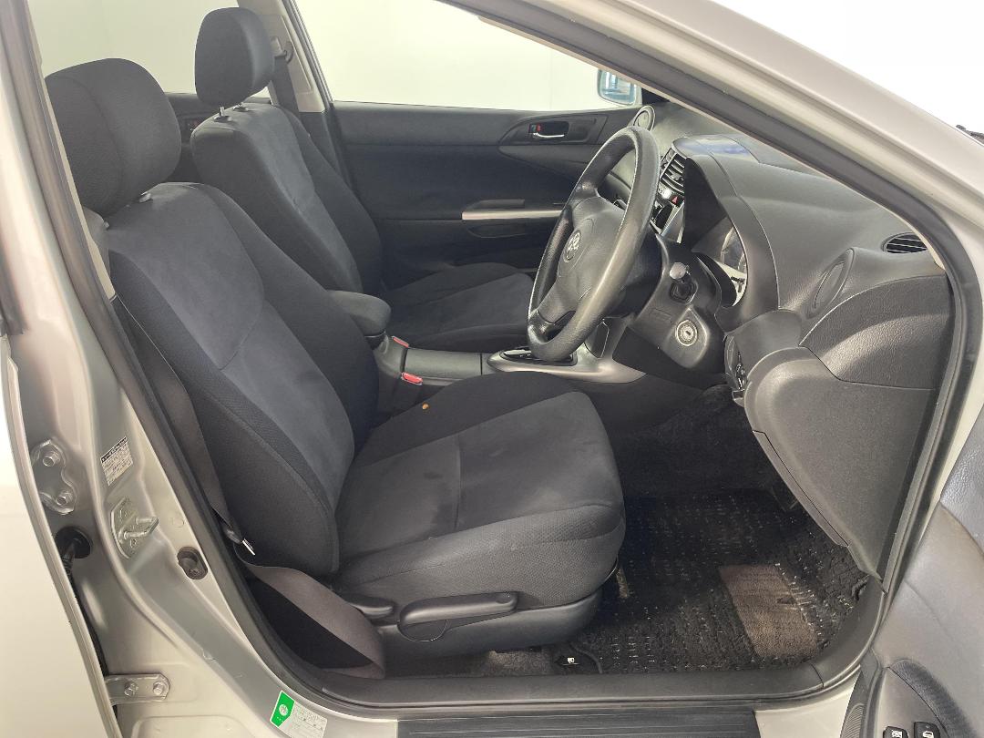 Photo '16' of Toyota Caldina Photo '16' of Toyota Caldina