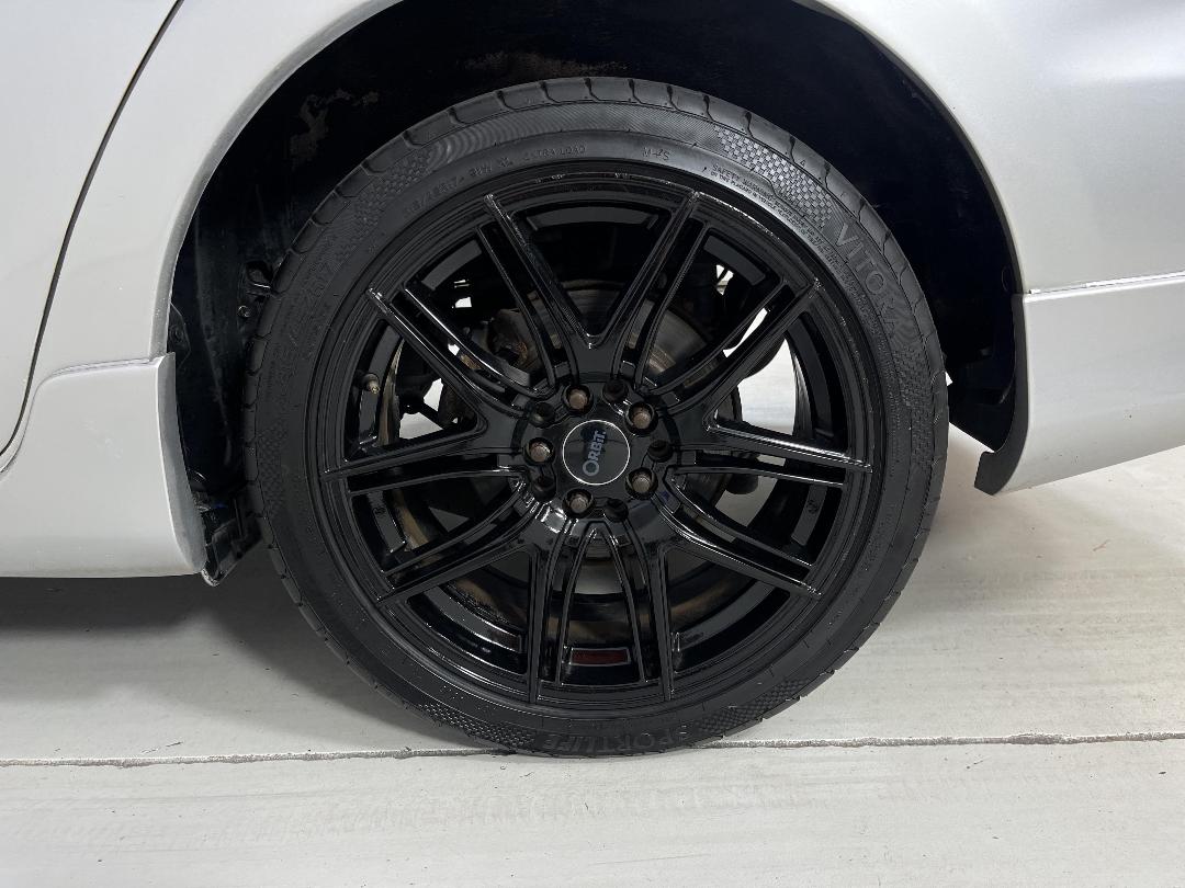 Photo '11' of Toyota Caldina