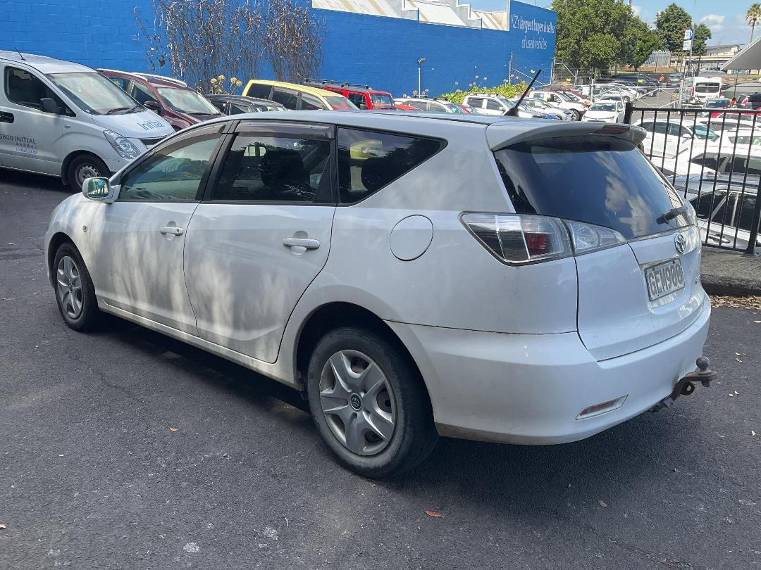 Photo '3' of Toyota Caldina