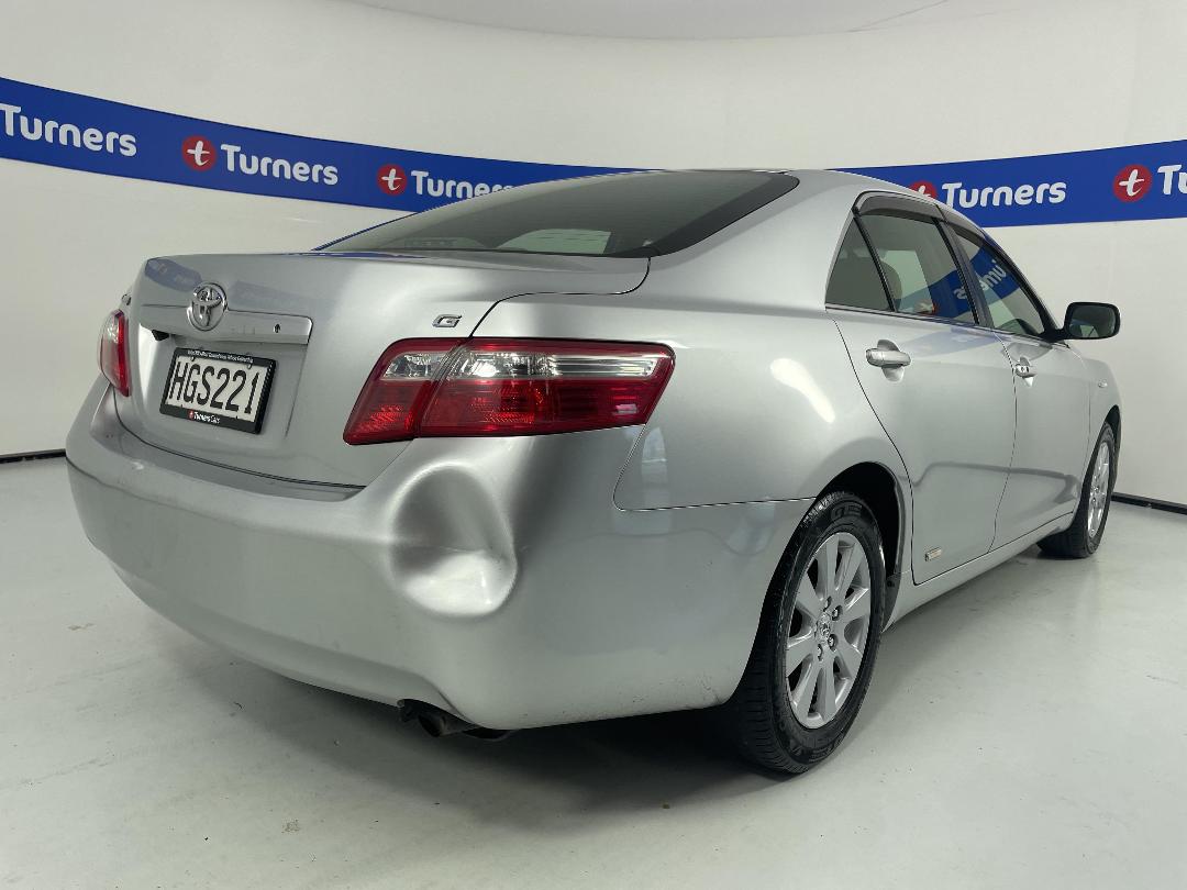 Photo '7' of Toyota Camry