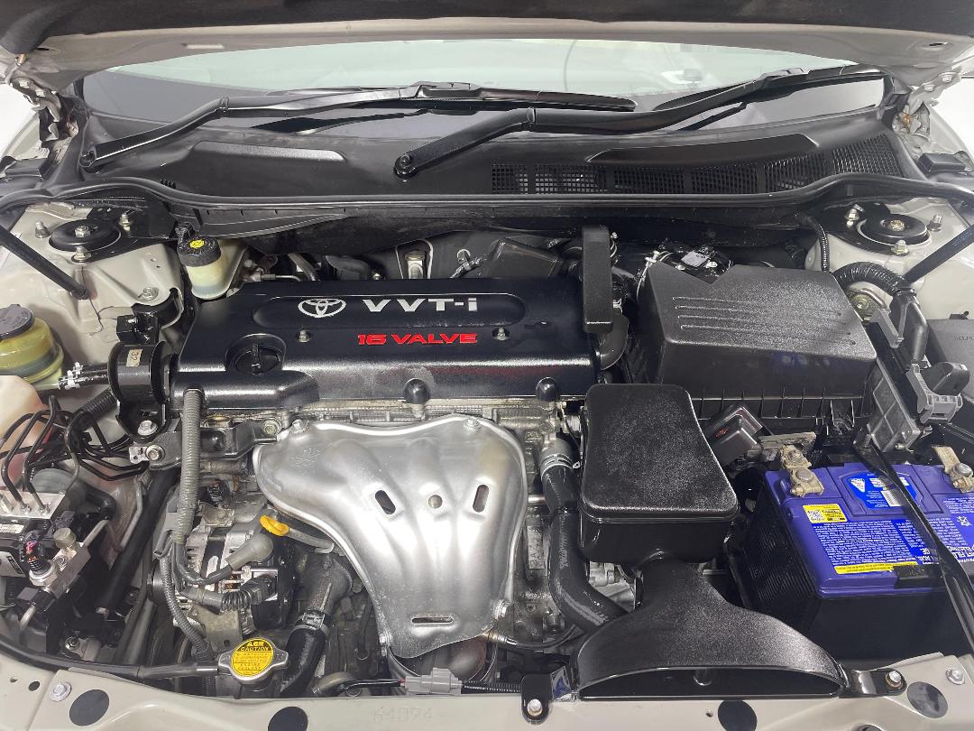 Photo '13' of Toyota Camry