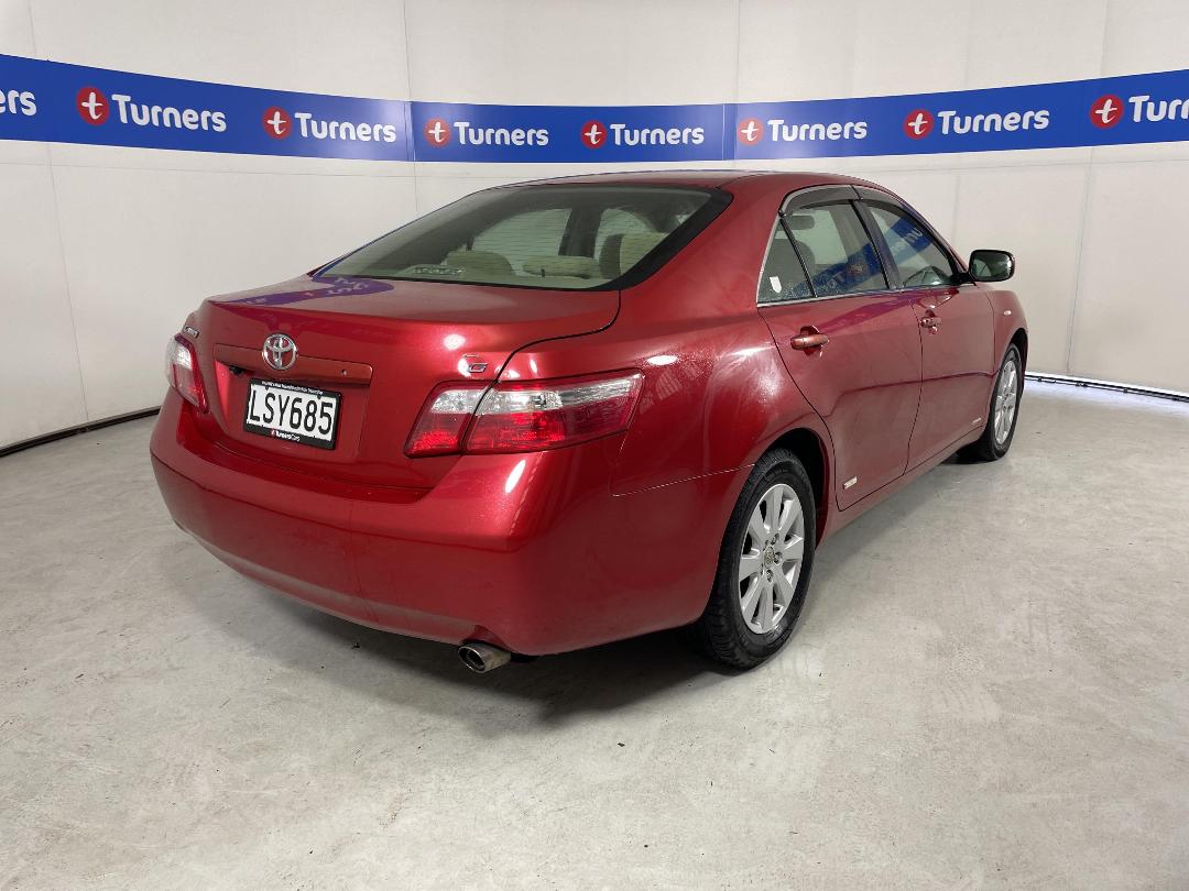 Photo '7' of Toyota Camry