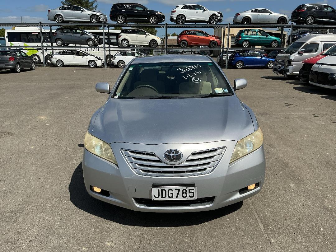 Photo '2' of Toyota Camry