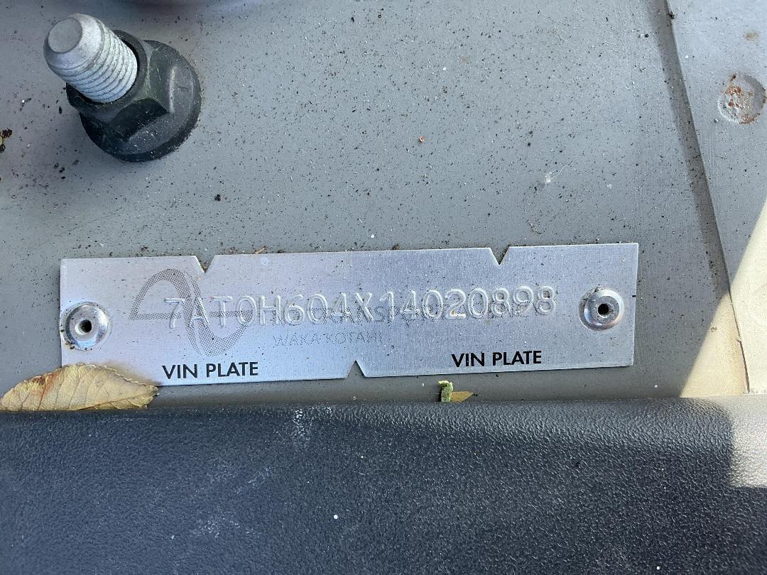 Photo '12' of Toyota Camry