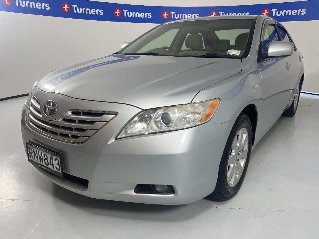 Photo '4' of Toyota Camry